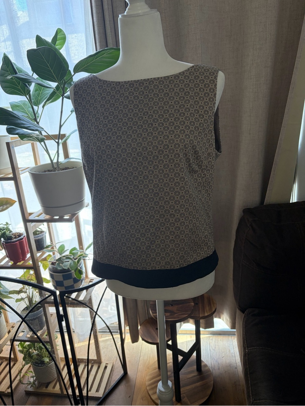 Pendleton Taupe Geometric Sleeveless Top with Black Hem